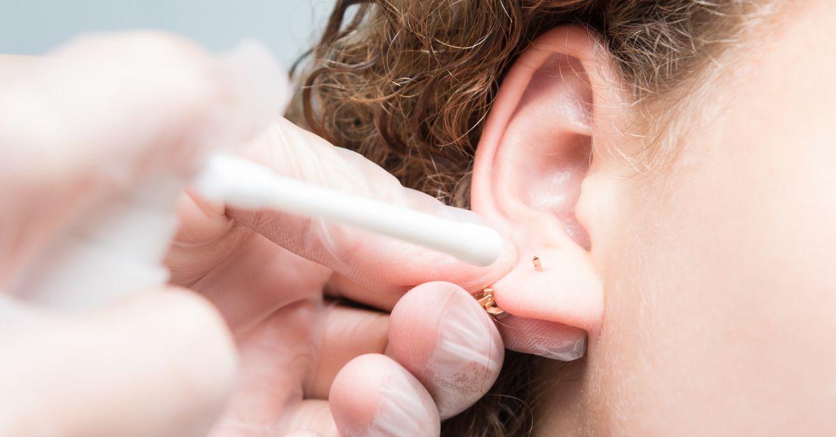 Piercing Lóbulo: Como Fazer, Cuidados e Cicatrização
