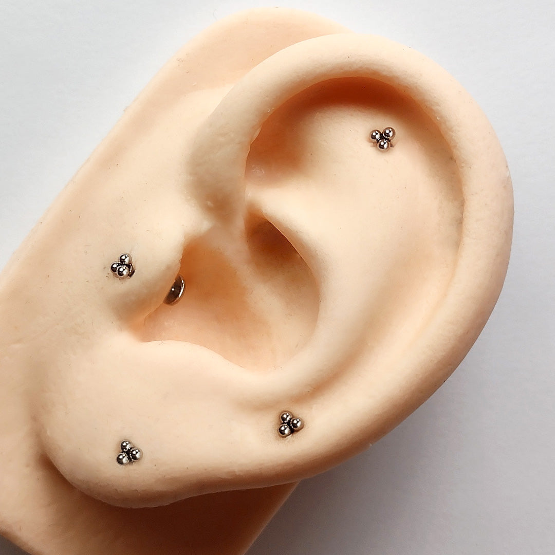 Piercing Orelha Nariz Tragus Labret Trinity Esferas Titânio