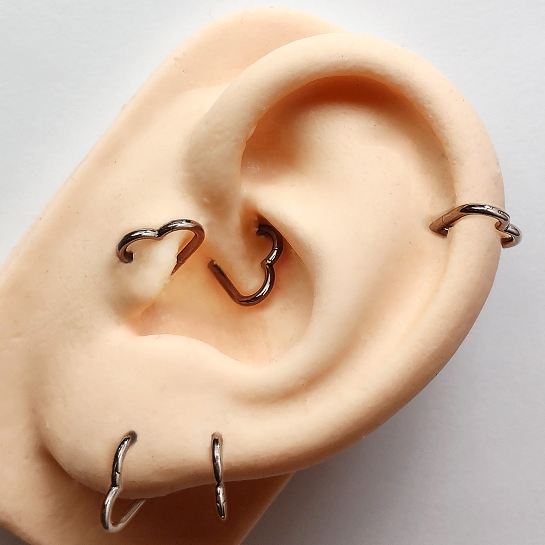 Piercing Segmentado Coração Titânio