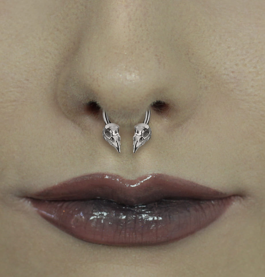 Piercing Ferradura Corvo Aço Cirúrgico