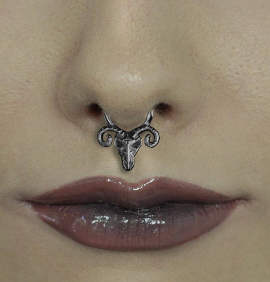 Piercing Septo Pressão Baphomet