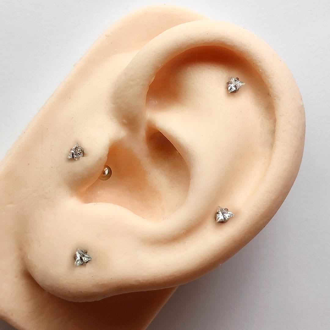 Piercing Orelha Nariz Tragus Labret Zircônia Triangular Aço Cirúrgico