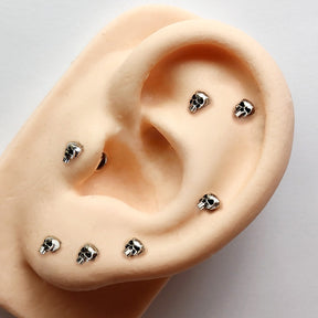 Piercing Orelha Tragus Labret Caveira Aço Cirúrgico