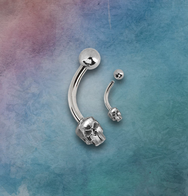 Piercing Sobrancelha Labret Caveira Aço Cirúrgico