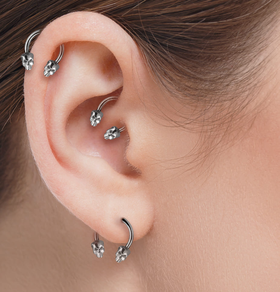 Piercing Ferradura Caveira Titânio
