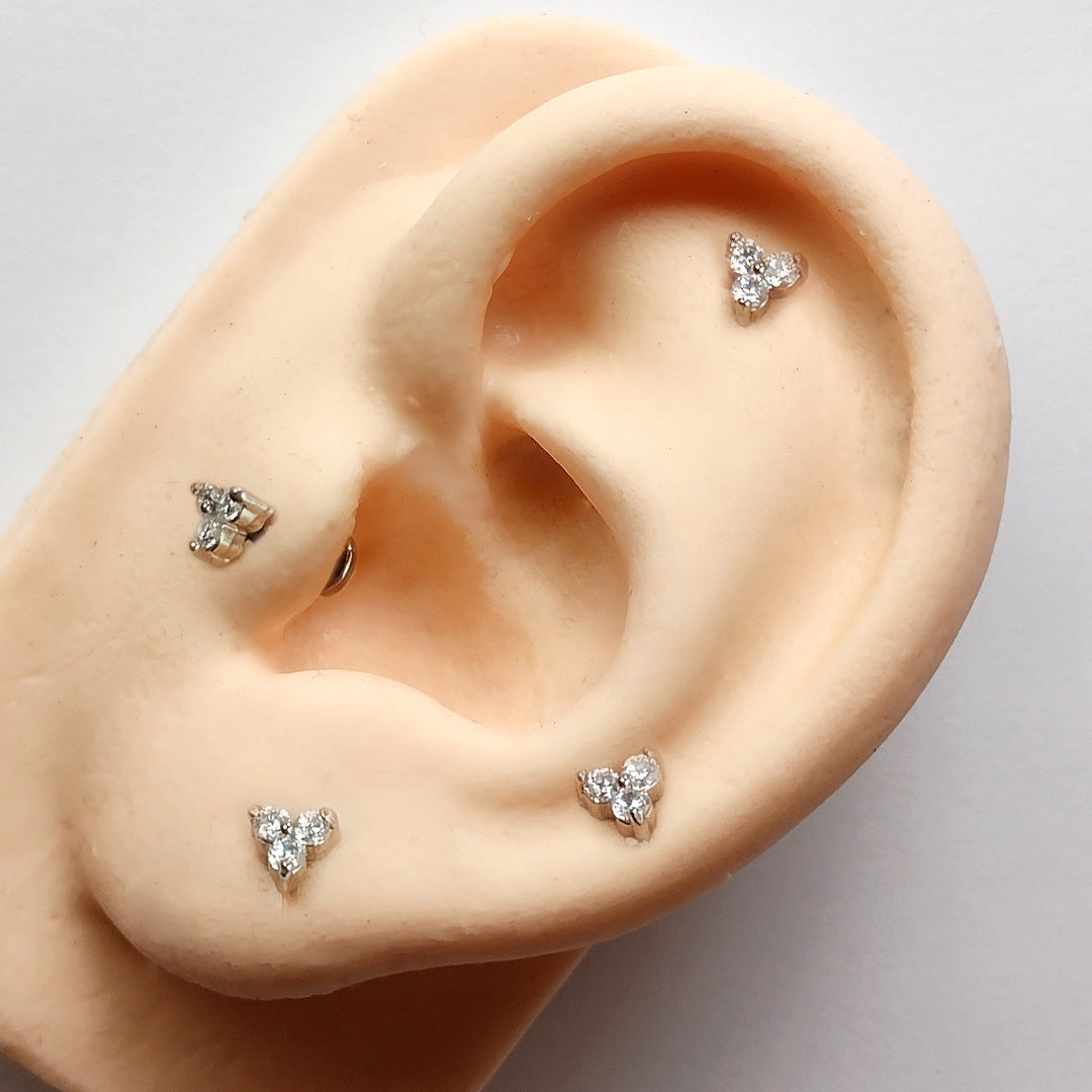 Piercing Orelha Nariz Tragus Labret Trinity Zirconias Titânio