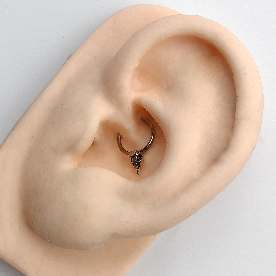 Piercing Articulado Corvo Titânio